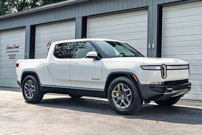 2022 Rivian R1T - Adventure Pickup 4D 4 1\/2 ft