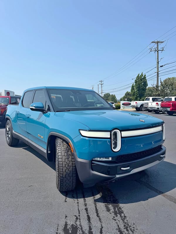 2023 Rivian R1T - Adventure Pickup 4D 4 1\/2 ft