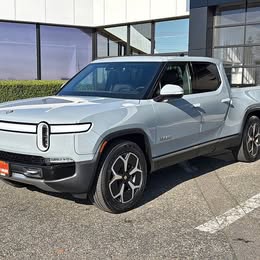 2024 Rivian R1T 26K miles