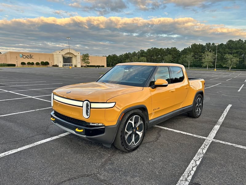 2023 Rivian R1T Adventure Package