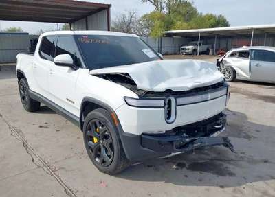 2023 Rivian R1T - Adventure Pickup 4D 4 1\/2 ft