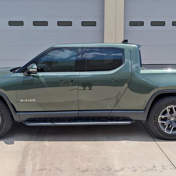 2022 Rivian R1T Launch Edition Pickup 4D 4 1\/2 ft