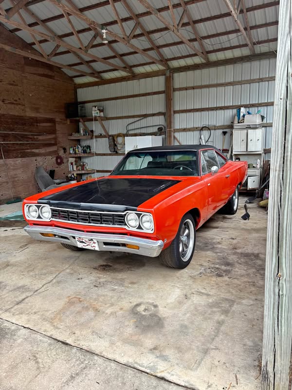 1968 Plymouth road runner
