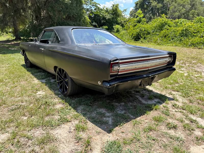 1968 Plymouth Road Runner for speed