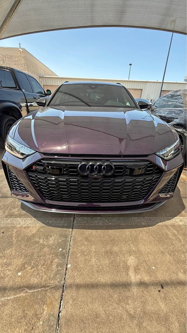 2024 Audi RS6 - Avant peformance Wagon 4D