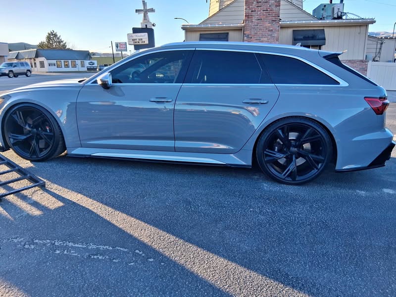 2021 Audi RS6 - Avant Wagon 4D