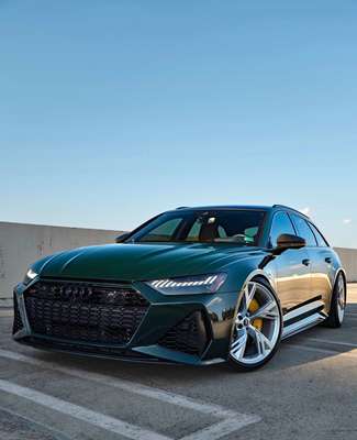 2021 Audi RS6 - Avant Wagon 4D