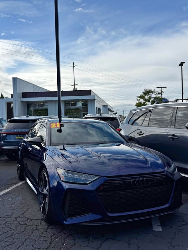 2021 Audi RS6 - Avant Wagon 4D
