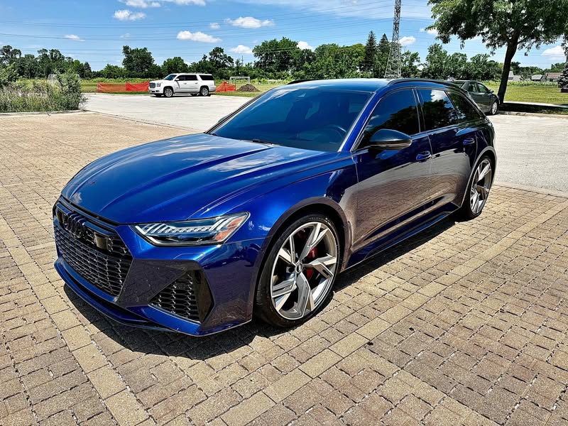 2021 Audi RS6 - Avant peformance Wagon 4D