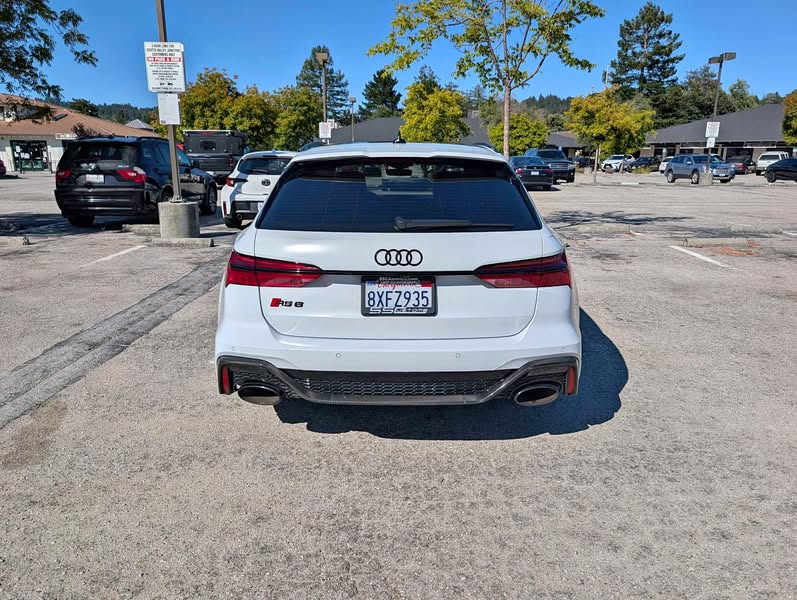 2021 Audi RS6 - Avant Wagon 4D