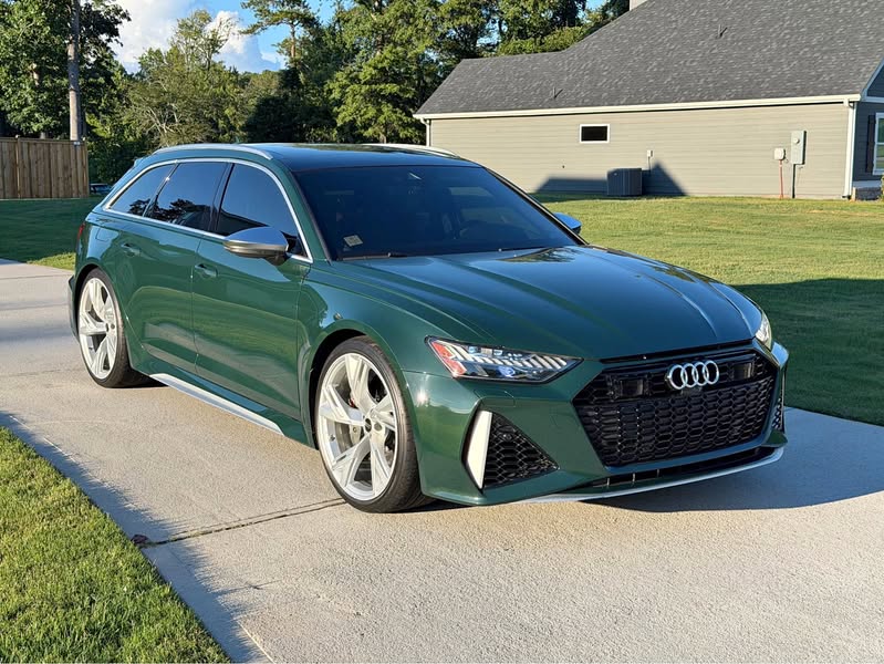 2023 Audi RS6 - Avant Wagon 4D