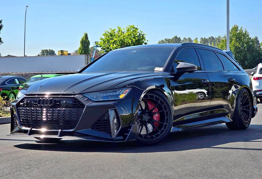 2021 Audi RS6 - Avant Wagon 4D