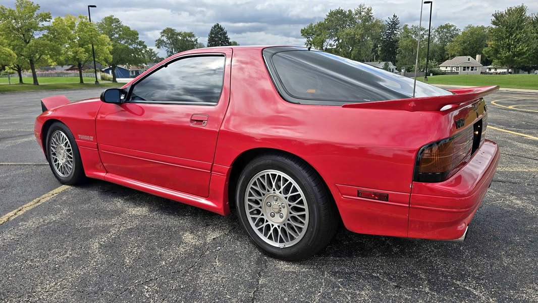 1989 Mazda RX-7 - Turbo II