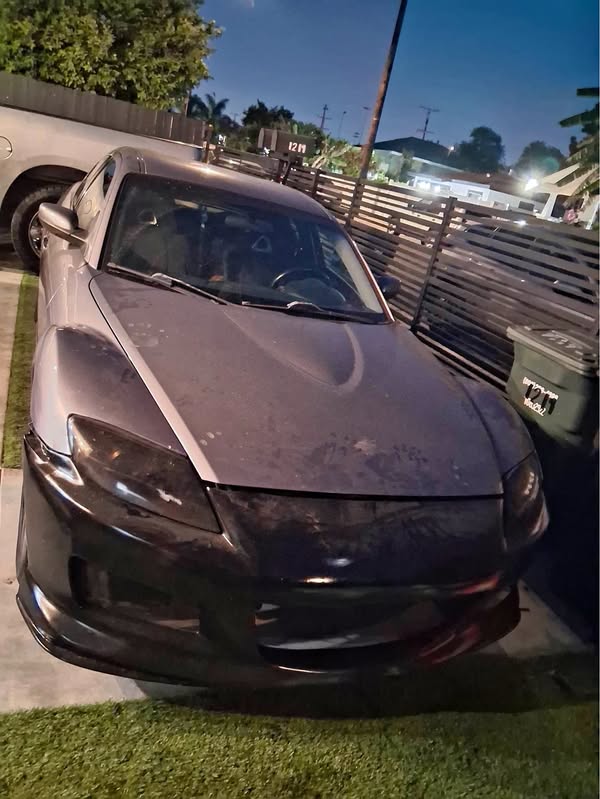 2004 Mazda RX-8 - Est\u00e1ndar