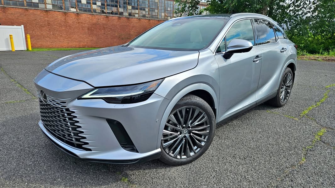 2023 Lexus rx350 awd - Luxury