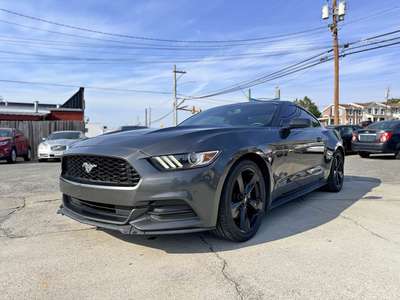 2017 Ford Mustang - Deluxe Coupe 2D