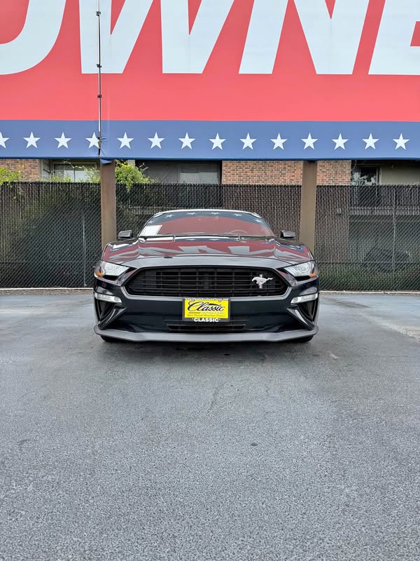 2020 Ford Mustang - GT