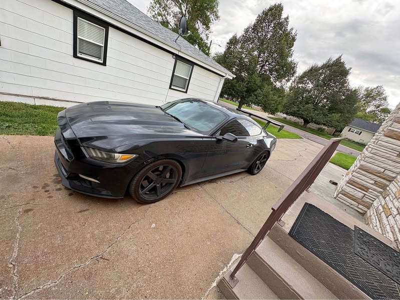 2015 Ford Mustang - Ecoboost i4