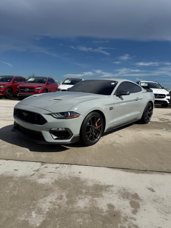 2023 Ford mustang mach 1
