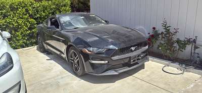 2018 Ford Mustang - Premium