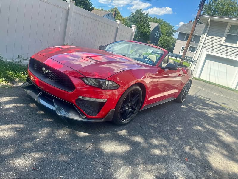 2018 Ford Mustang - Convertible