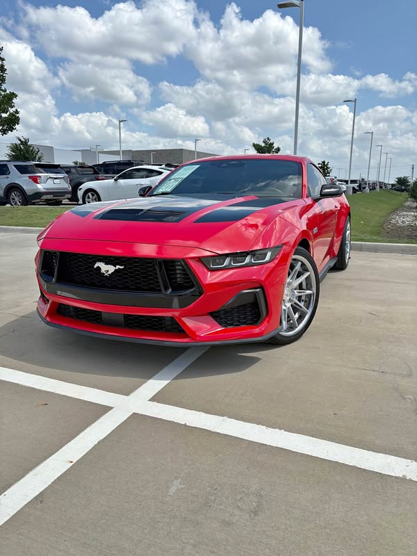 2024 Ford Mustang - GT
