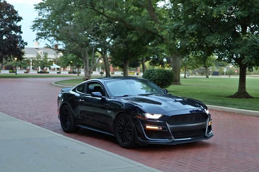 2021 Ford Mustang - Gt