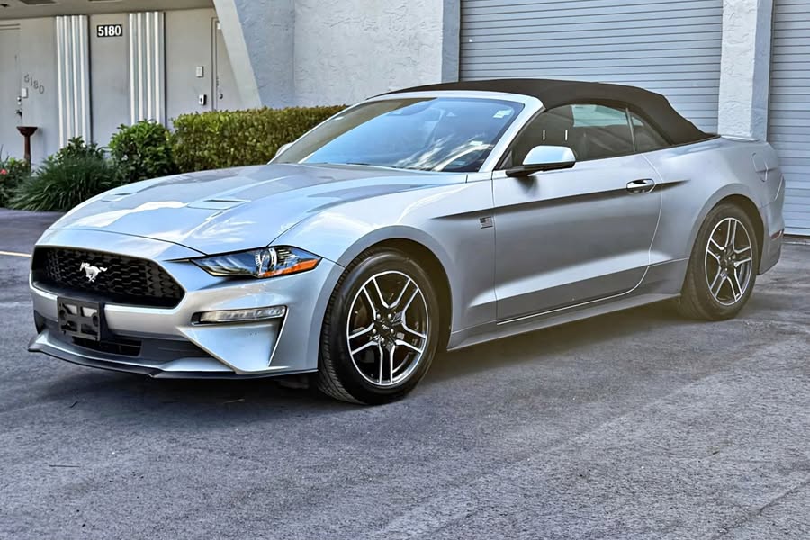2022 Ford MUSTANG - 124805-2