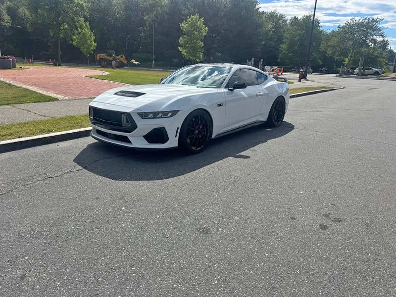 2024 Ford Mustang - GT premium