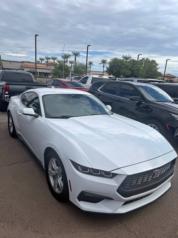2024 Ford Mustang - Ecoboost