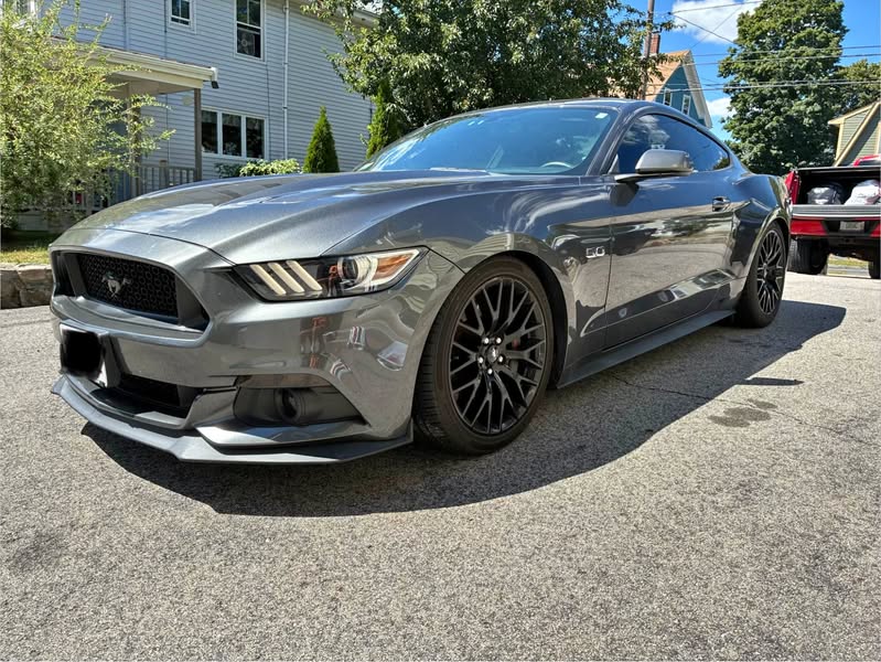 2017 Ford Mustang - GT Deluxe Coupe 2D
