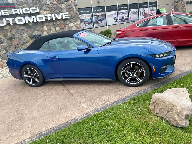 2024 Ford Mustang - Convertible 2D