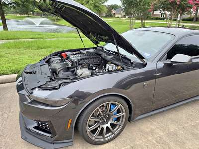 2024 Ford Mustang - Dark Horse Coupe 2D