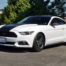 2017 Ford Mustang EcoBoost Premium