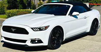 2016 Ford Mustang - !!!