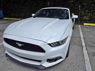 2015 Ford Mustang - Convertible 2D