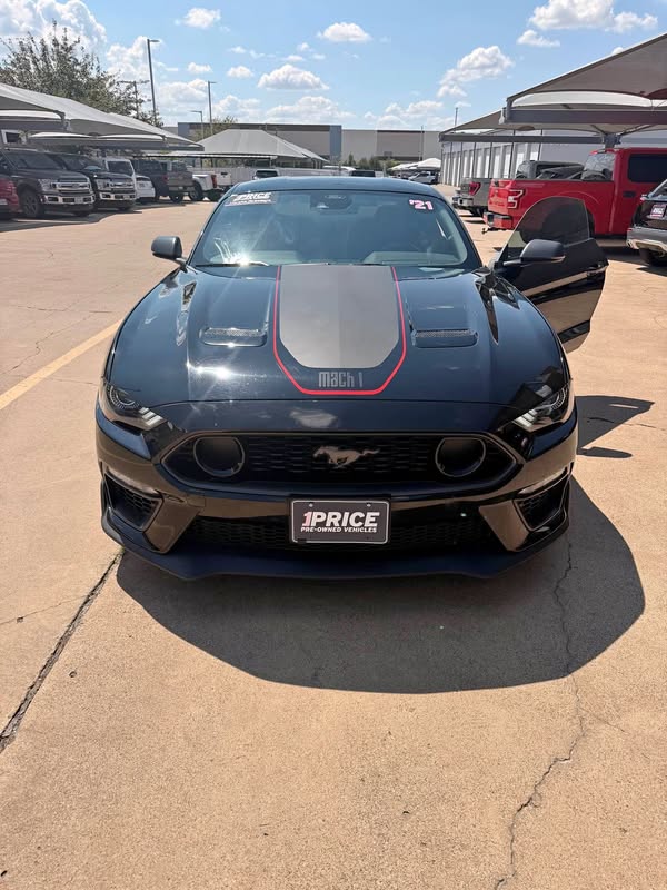 2021 Ford Mustang - mach 1