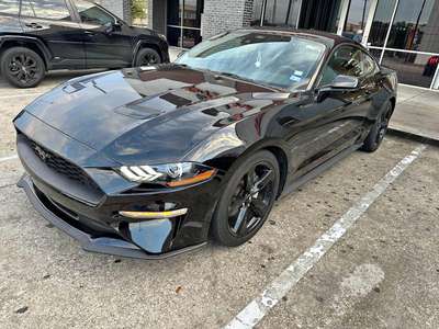 2022 Ford Mustang - na