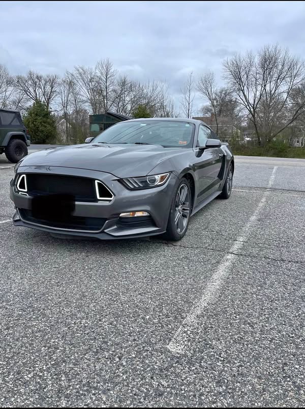 2015 Ford Mustang - V6 Coupe 2D