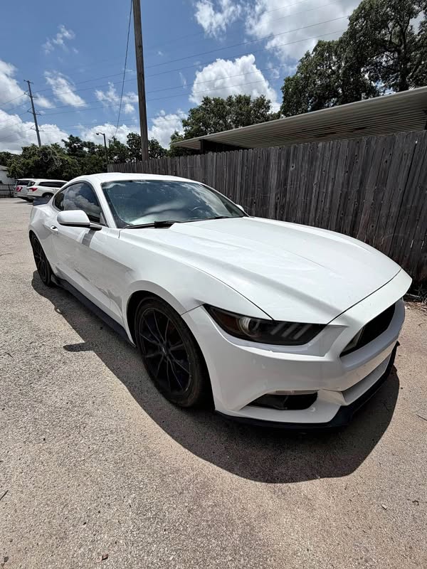 2015 Ford Mustang - Coupe 2D