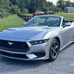 2024 Ford mustang ecoboost convertible rwd