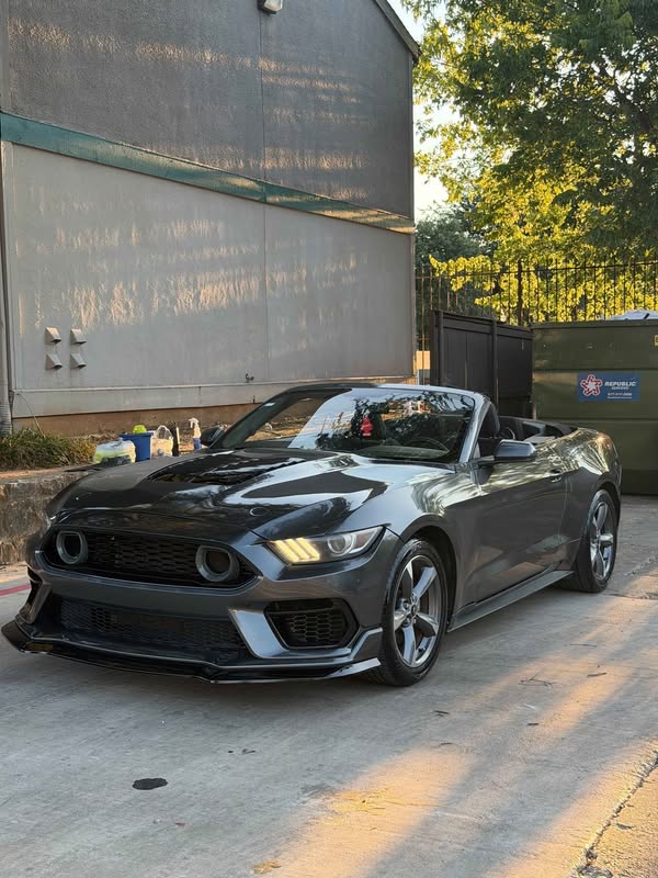 2015 Ford Mustang - V6 Coupe 2D