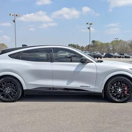 2023 Ford Mustang MACH E GT