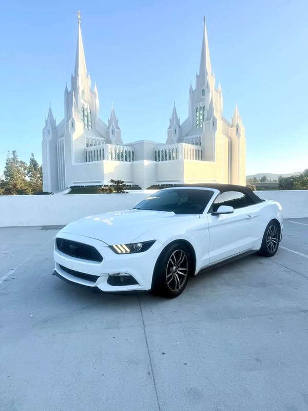 2015 Ford Mustang - Premium