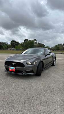 2017 Ford Mustang
