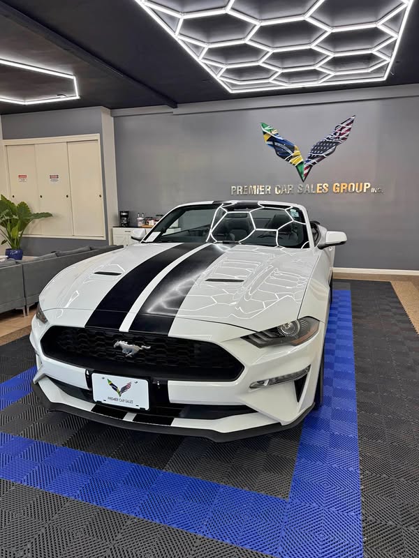2020 Ford Mustang