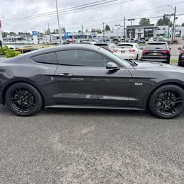 2022 Ford mustang gt 5.0l v8 (6-speed manual)