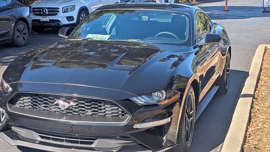 2018 Ford Mustang - Ecoboost