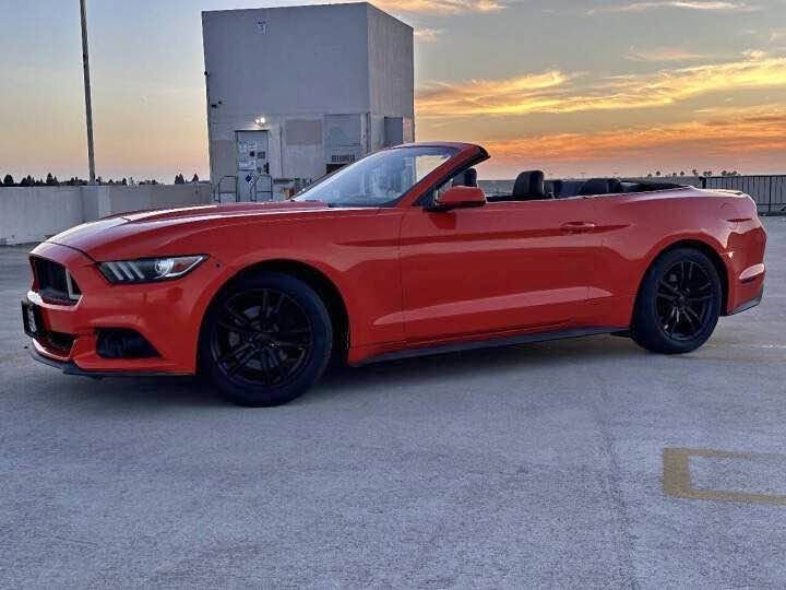 2016 Ford Mustang - Ecoboost premium