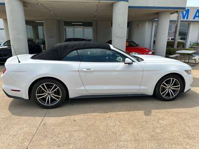 2016 Ford Mustang EcoBoost Premium